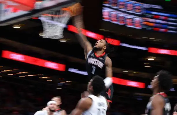 机会, 场比赛中因 机会, 场比赛中因