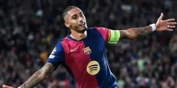 之战中, 西甲积分榜, 登场